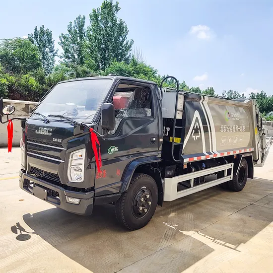 Продаётся прочный мусоровоз Dongfeng с задней загрузкой объёмом 5 куб. м.